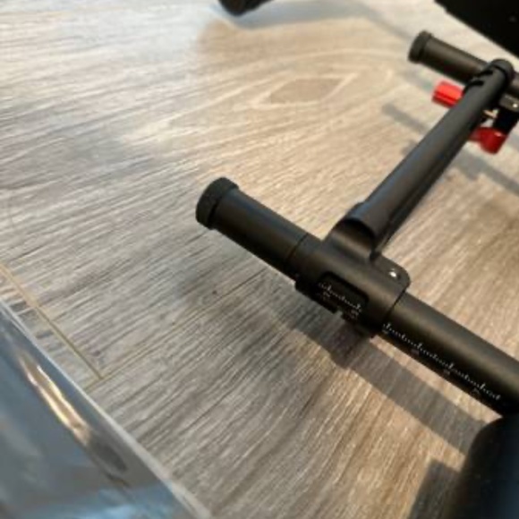 DJI Ronin MX Gimbal 3-Axis Stabilizer + Rods - Picture 2 of 2